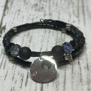 Handmade Beaded wrap bracelet Black‎ is Beautiful! Memory wire